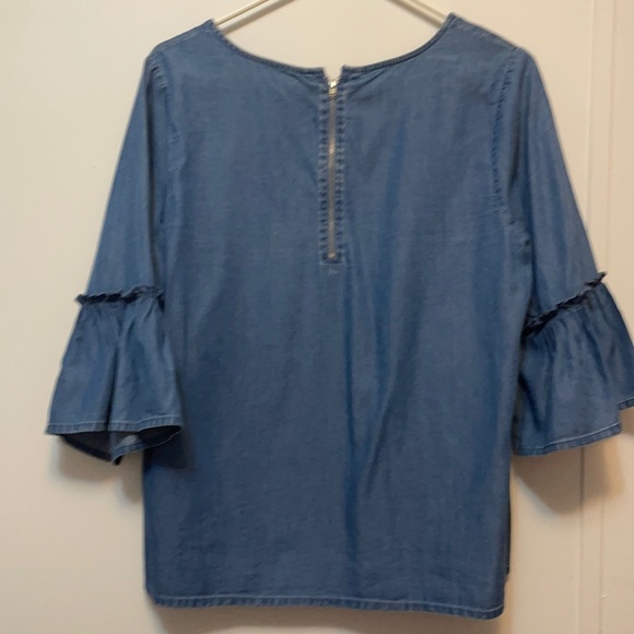 Chambray 3/4 Sleeves Blouse - Picture 2 of 4